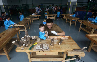 廣州天價(jià)幼兒園 19.8萬一年，高爾夫與廣告設(shè)計(jì)背后的教育迷思